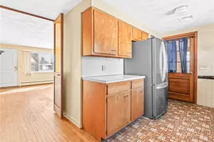 31 Archdale Dr, Warwick, RI 02889 - Photo 14