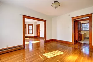 910 Hope St, Bristol, RI 02809 - Photo 12