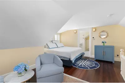 21 Division Street, Newport, RI 02840 - Photo 22