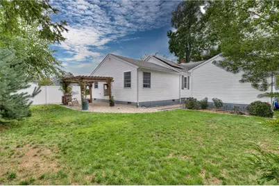 333 Greenwood Avenue, Warwick, RI 02886 - Photo 36