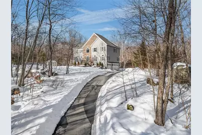 47 Austin Drive, Cumberland, RI 02864 - Photo 4