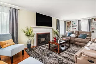 29 Poppy Dr, Cranston, RI 02920 - Photo 14