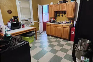 132 Putnam St, Providence, RI 02909 - Photo 14