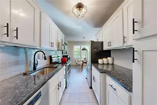 43 Bullocks Point Ave, Riverside, RI 02915 - Photo 10