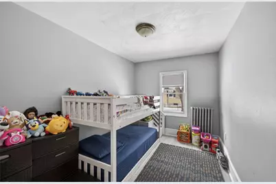 79 Chestnut Hill Avenue, Cranston, RI 02920 - Photo 4