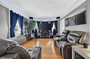 15 Vallone Rd, Cranston, RI 02920 - Photo 14