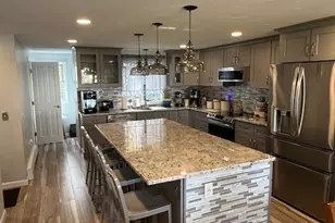 11 Woodside Ave, Cumberland, RI 02864 - Photo 6