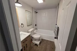 36 Cowesett Ave, West Warwick, RI 02893 - Photo 8