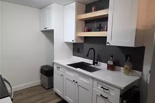 36 Cowesett Ave, West Warwick, RI 02893 - Photo 4