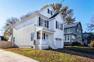 14 Ravenswood Ave, Providence, RI 02908 - Photo 2