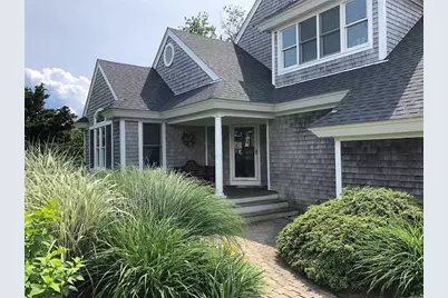 611 Wolcott Avenue, Middletown, RI 02842 - Photo 2