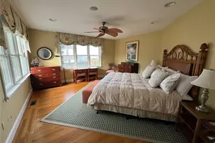 611 Wolcott Ave, Middletown, RI 02842 - Photo 12