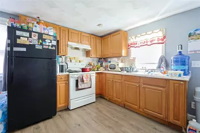 620 Union Avenue, Providence, RI 02909 - Photo 18