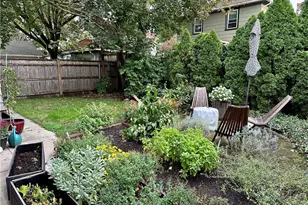 172 Bluff Ave, Cranston, RI 02905 - Photo 32