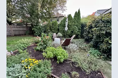 172 Bluff Avenue, Cranston, RI 02905 - Photo 36