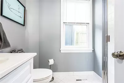 8 Green Place #1, Newport, RI 02840 - Photo 18