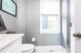 8 Green Pl, Newport, RI 02840 - Photo 18