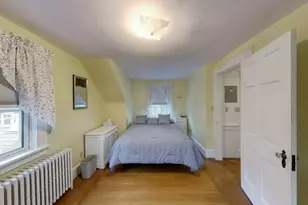 94 Eustis Ave, Newport, RI 02840 - Photo 16