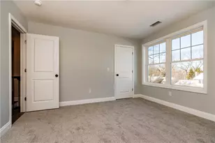 52 Bruce Ln, Warwick, RI 02886 - Photo 38