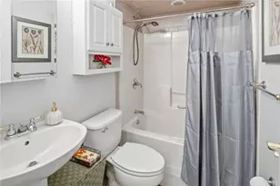 200 Roger Williams Ave, East Providence, RI 02916 - Photo 20