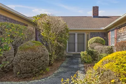 31 Belmont Drive, Portsmouth, RI 02871 - Photo 2