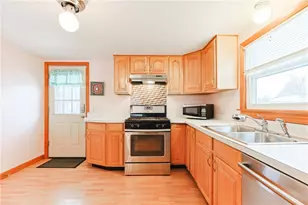 5 Keane St, Lincoln, RI 02865 - Photo 4