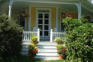 589 Bellevue Ave, Newport, RI 02840 - Photo 2