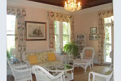 589 Bellevue Avenue, Newport, RI 02840 - Photo 6