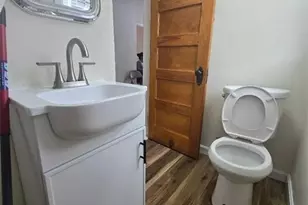 236 Lowell Ave, Providence, RI 02909 - Photo 16