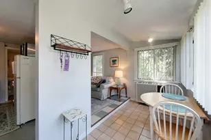 33 Warren Ave, Middletown, RI 02842 - Photo 4