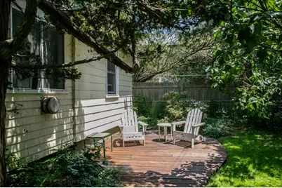 33 Warren Avenue, Middletown, RI 02842 - Photo 2