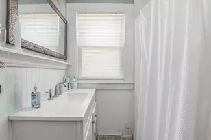 43 Warwick Rd, Pawtucket, RI 02861 - Photo 16