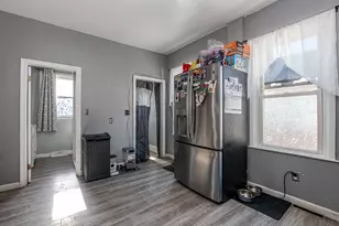 43 Warwick Rd, Pawtucket, RI 02861 - Photo 6