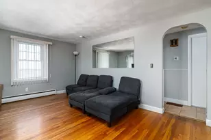 90 Massachusetts Ave, Warwick, RI 02888 - Photo 14