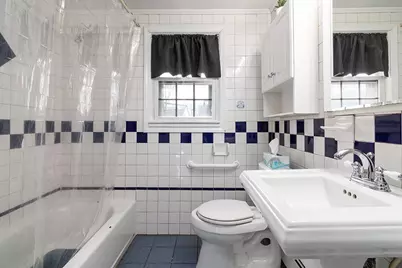 90 Massachusetts Avenue, Warwick, RI 02888 - Photo 16