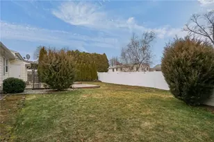 19 Salem Ave, Cranston, RI 02920 - Photo 34