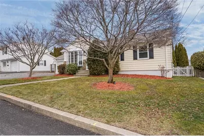 19 Salem Avenue, Cranston, RI 02920 - Photo 4
