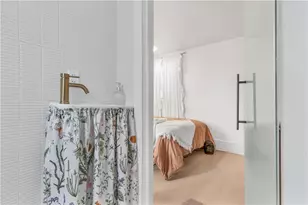 212 Leah St, Providence, RI 02908 - Photo 38