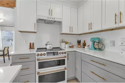 212 Leah Street, Providence, RI 02908 - Photo 20