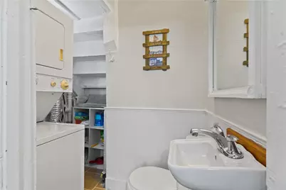 16 Dean Avenue #2, Newport, RI 02840 - Photo 6