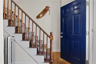 16 Dean Ave, Newport, RI 02840 - Photo 4