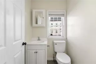 17 Grotto Ave, Pawtucket, RI 02860 - Photo 10