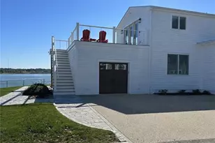193 Seaconnet Blvd, Portsmouth, RI 02871 - Photo 12