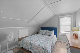 32 Houston Ave, Newport, RI 02840 - Photo 26