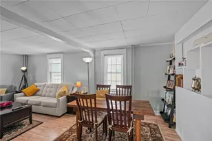 32 Houston Ave, Newport, RI 02840 - Photo 8