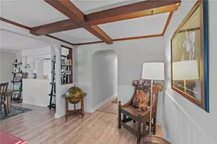 32 Houston Ave, Newport, RI 02840 - Photo 14