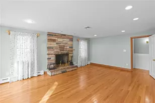 2 Oak Grove Blvd, North Providence, RI 02911 - Photo 12