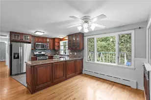 2 Oak Grove Blvd, North Providence, RI 02911 - Photo 6