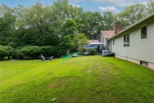 154 Beechwood Dr, Cranston, RI 02921 - Photo 36