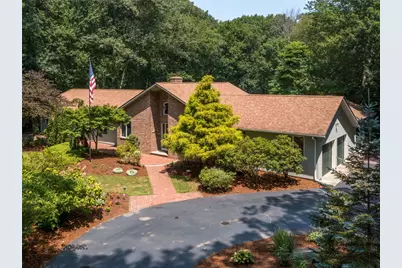 154 Beechwood Drive, Cranston, RI 02921 - Photo 2